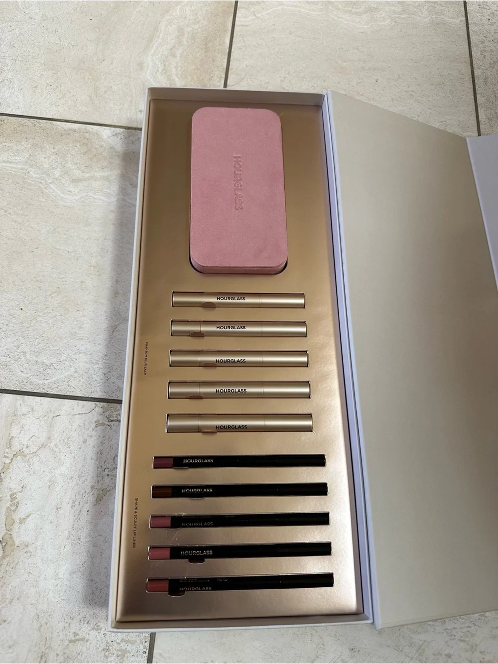 Hourglass Cosmetics Lip Bundle - 5 Phantom Blur Balm 5 Shape & Sculpt Lip Liner